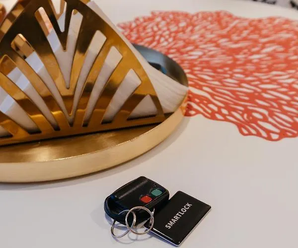 Bluemint Debina Przy Plazy *